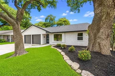 5914 Hewitt Dr, Houston, TX 77092
