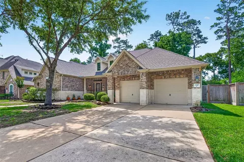 2310 Spring Lake Park Ln, Spring, TX 77386