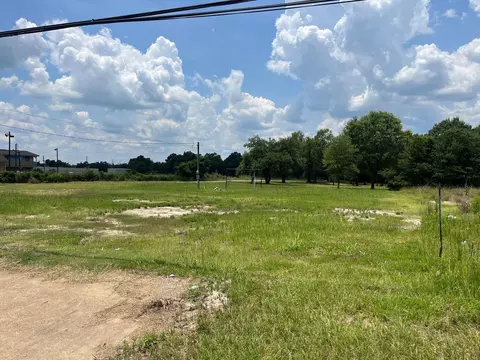 1130 S Robb St, Trinity, TX 75862 photo 3