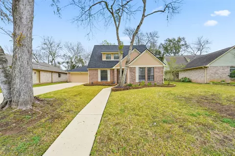 1306 Carriage Dr, Richmond, TX 77406