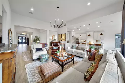 Living - 17522 Shoebutton, Conroe, TX 77385 photo 1 of 4