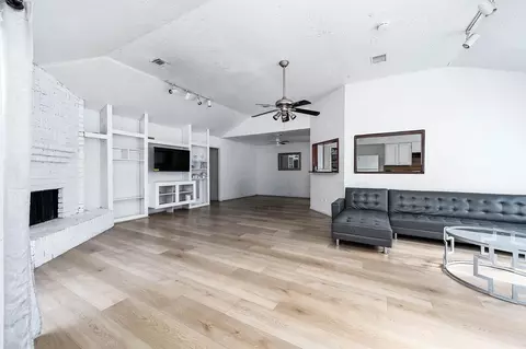 16034 Glen Mar Dr, Houston, TX 77082
