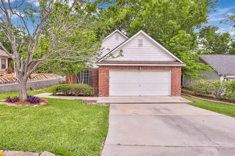108 Harbour Town Cir, Montgomery, TX 77356