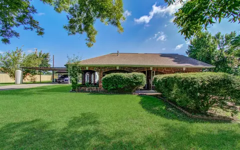 2205 Myra St, Houston, TX 77039