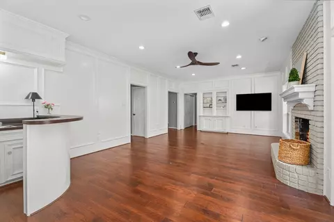 Living - 16267 Salmon Ln, Spring, TX 77379 photo 3 of 6