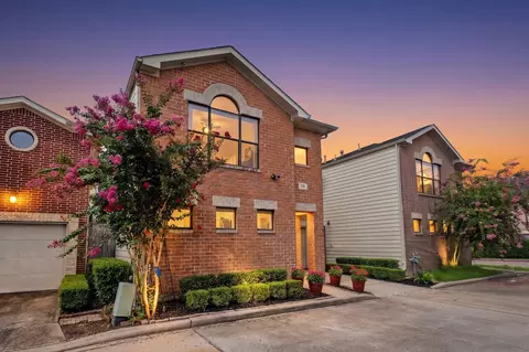 5951 S Loop Loop E #10, Houston, TX 77033