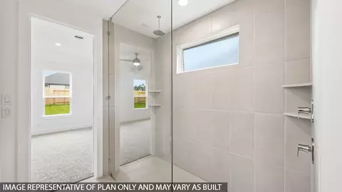 Bath - 428 Springfield Terrace Dr, Conroe, TX 77304 photo 3 of 4
