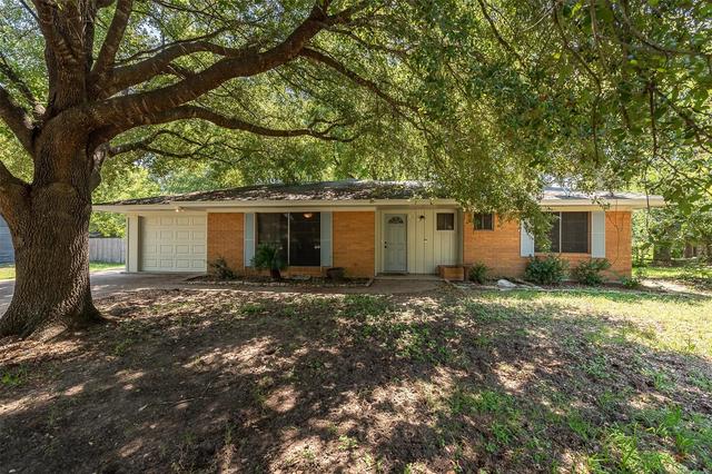 504 Redbud St, Caldwell, TX 77836