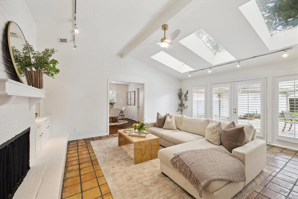 3311 Freshmeadows Dr  