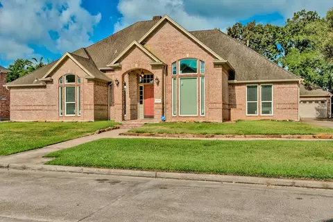 6220 Regina Ln, Beaumont, TX 77706