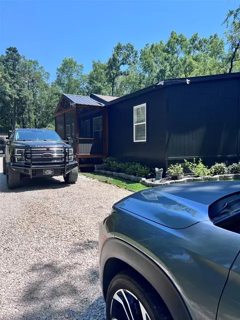 340 Windwood Dr, Livingston, TX 77351