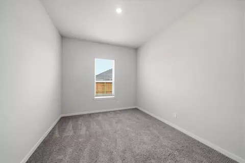 1608 Elm Ct, Angleton, TX 77515 photo 9