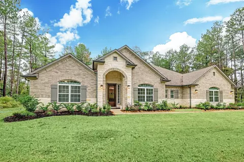 40724 Lost San Saba Ln, Montgomery, TX 77316