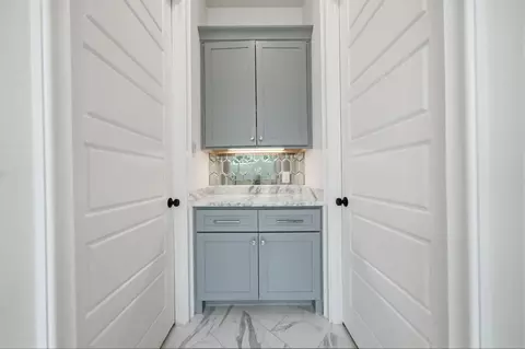 Entry Way - 6310 Star Light Ct, Spring, TX 77386 photo 3 of 5