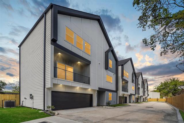870 W Little York Rd #D, Houston, TX 77091