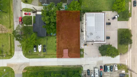 2607 23rd St, Dickinson, TX 77539
