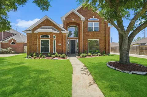 14847 Armitage Ln, Sugar Land, TX 77498