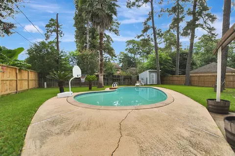 Exterior - 5322 Ashmere Ln, Spring, TX 77379 photo 2 of 5