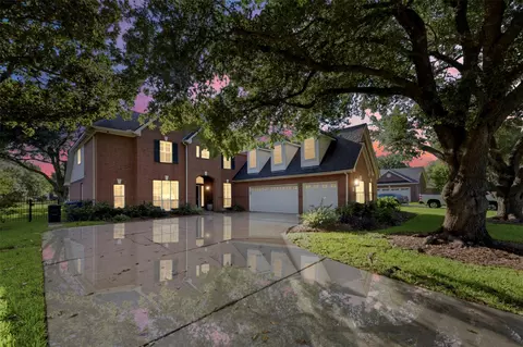 2319 Quarterpath Dr, Richmond, TX 77406