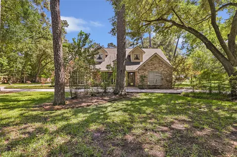 1710 Palomino Ln, Kingwood, TX 77339