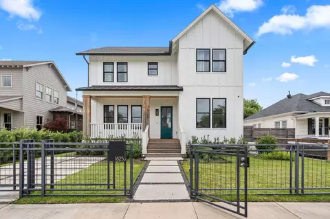 1825 Arlington St, Houston, TX 77008