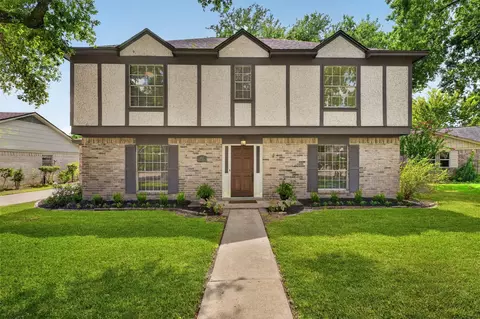 Exterior - 7063 Windy Pines Dr, Spring, TX 77379 photo 2 of 4