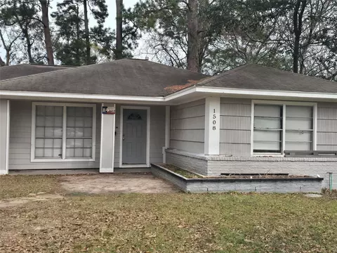 1508 N Roberson St, Conroe, TX 77301 photo 1