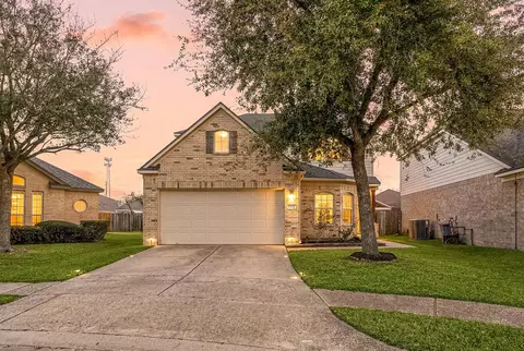 5911 Rosemary Cir, Baytown, TX 77521