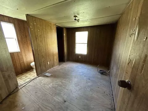 116 Antelope St, Onalaska, TX 77360 photo 5