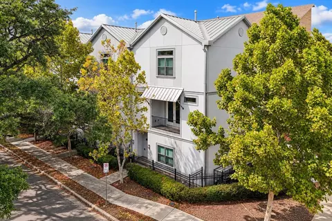 3351 Kilgore St, Houston, TX 77021