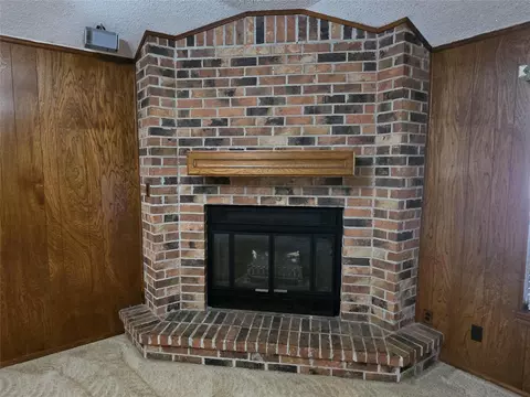 Living - 200 Manuel Rd, Shepherd, TX 77371 photo 4 of 5