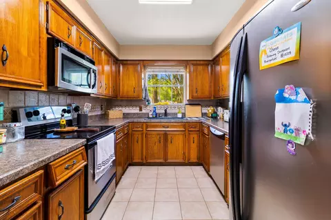 Kitchen - 200 Manuel Rd, Shepherd, TX 77371 photo 2 of 3