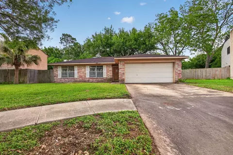 1415 Whispering Pine Dr, Missouri City, TX 77489