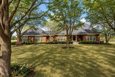 1405 Harpers Ferry Rd, College Station, TX 77845