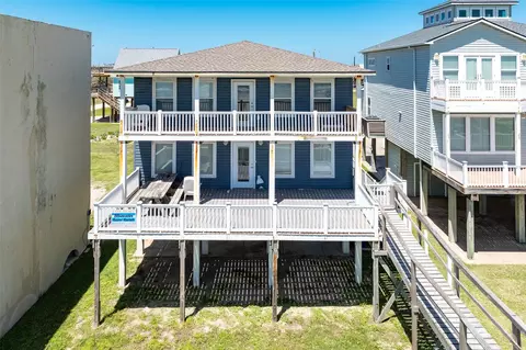 115 Southwind Dr, Surfside Beach, TX 77541