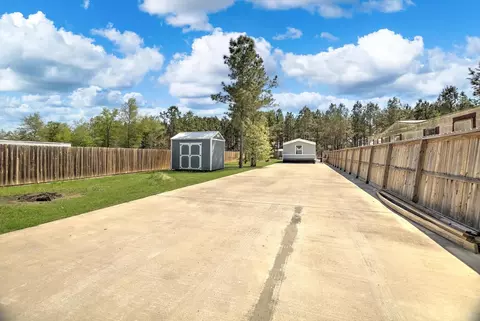 510 Rd 5512, Cleveland, TX 77327