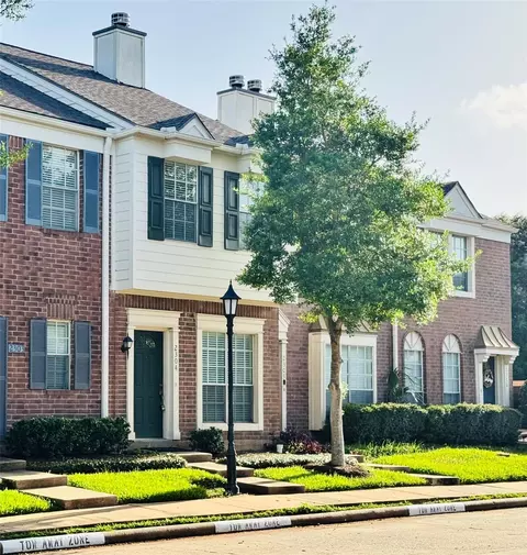2930 Grants Lake Blvd #2304, Sugar Land, TX 77479