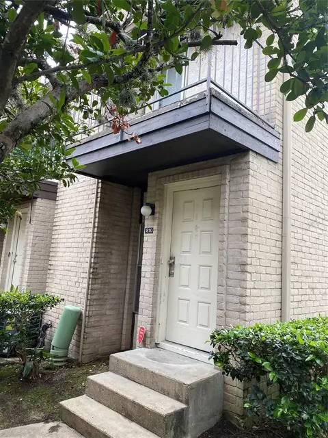 2021 Spenwick Dr #810, Houston, TX 77055