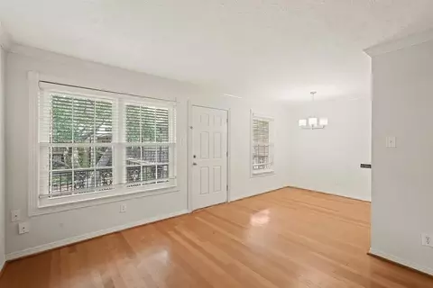 3224 Timmons Ln #108, Houston, TX 77027