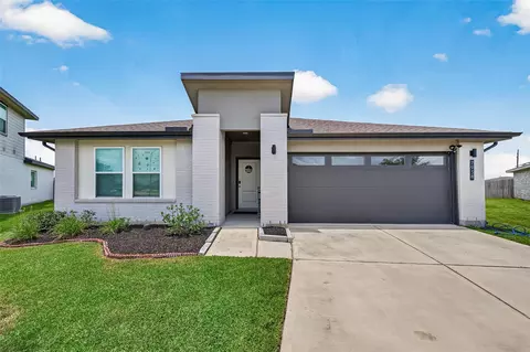 7938 Brushwood Dr, Rosharon, TX 77583