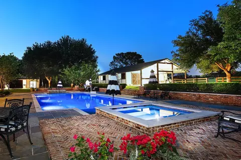 23222 Lutheran Cemetery Rd, Tomball, TX 77377