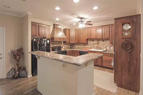 Kitchen - 233 Taylor Cemetery Rd, Moscow, TX 75960 photo 1 of 6