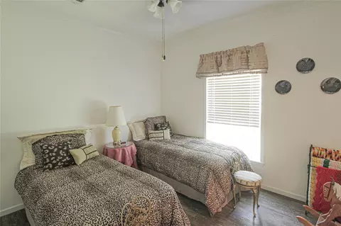 Bedroom - 233 Taylor Cemetery Rd, Moscow, TX 75960 photo 5 of 6