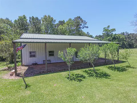 Exterior - 233 Taylor Cemetery Rd, Moscow, TX 75960 photo 5 of 10
