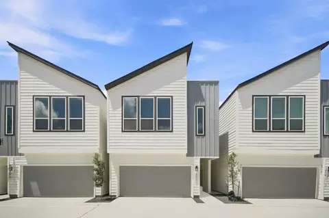 6055 Cebra St, Houston, TX 77091