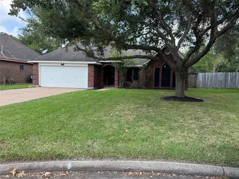 1145 Westglen Dr, Alvin, TX 77511
