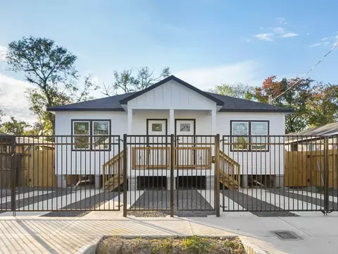 3907 Falls St, Houston, TX 77026