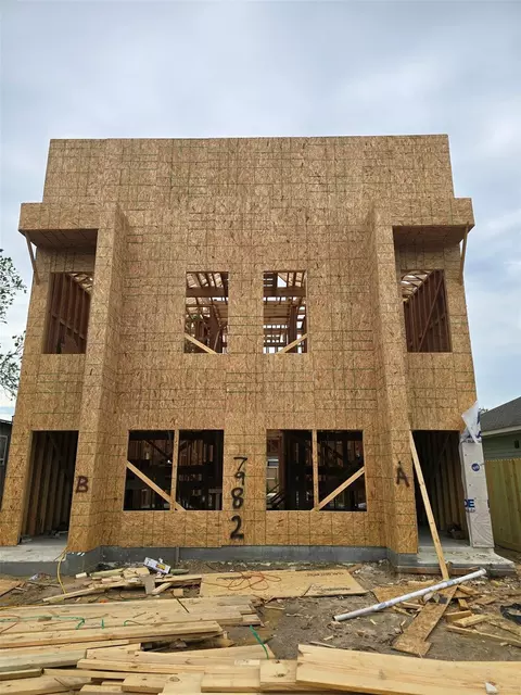 7982 Ritz St, Houston, TX 77028