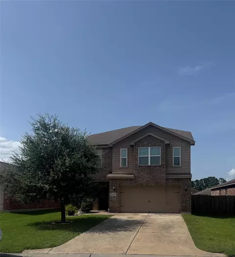 12042 Powderhorn Ln, Pinehurst, TX 77362