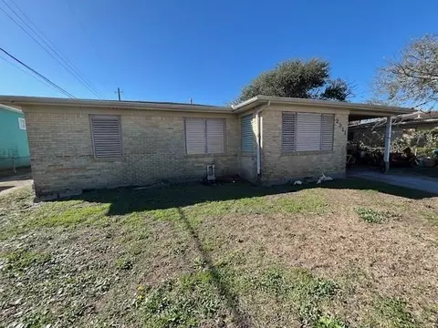 2311 52nd St, Galveston, TX 77551